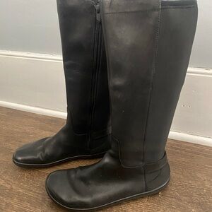 Vivobarefoot Ryder II Women's Black barefoot/zero drop Leather Boots, size 10